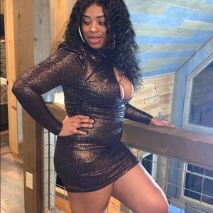 Cleavage fulfilled Dress